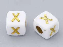 200 mini perles carrées - cubes en plastique - lettres alphabet - blanc et doré - 4,5 mm
