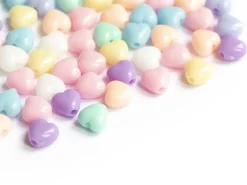 50 mini perles cœur en plastique - pastel - 7 mm