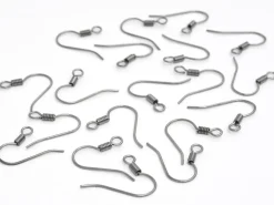 10 paires de boucles d'oreilles crochets - couleur noir métallisé