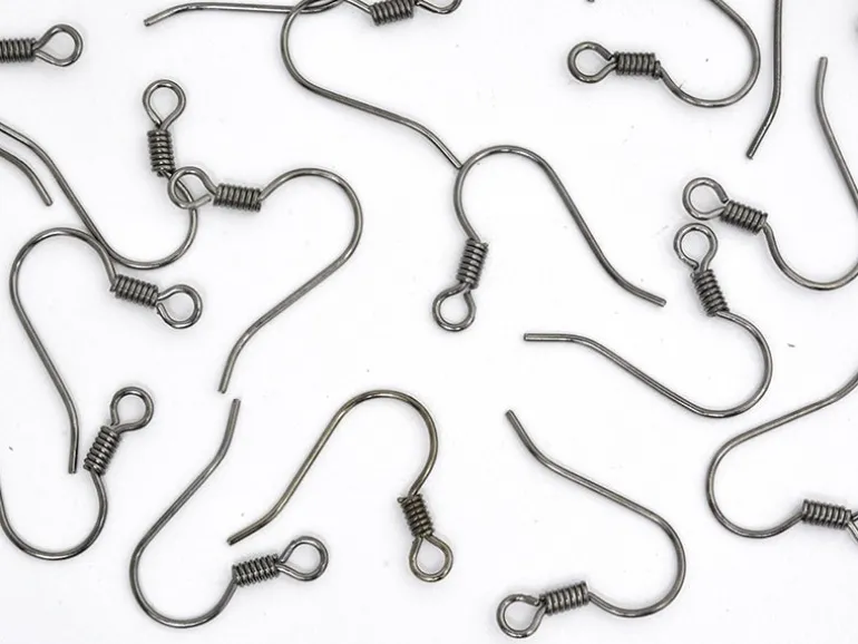 10 paires de boucles d'oreilles crochets - couleur noir métallisé