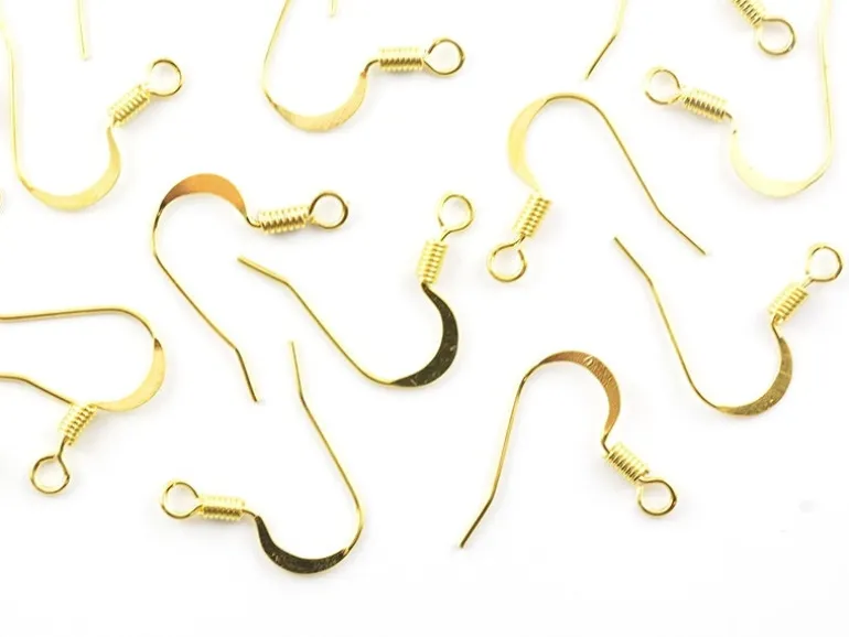 10 paires de boucles d'oreilles - crochets plats - couleur or