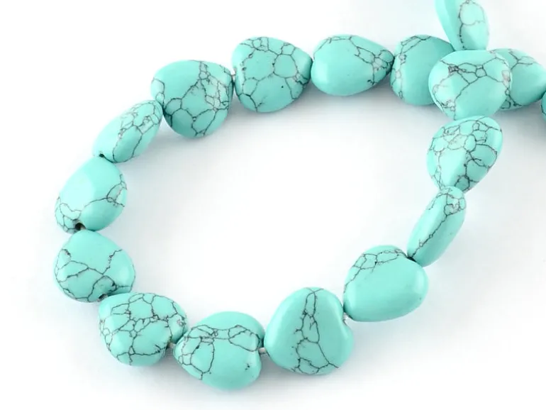10 perles en forme de cœur en turquoise synthétique - 10 mm