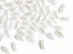 50 perles en plastique - forme riz - imitation perle de culture - 8x4 mm