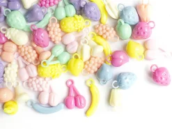 50 perles en plastique - fruits variés - pastel
