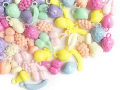 50 perles en plastique - fruits variés - pastel