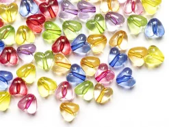 50 perles en plastique coeur - inclusion multicolore - 10 mm
