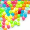 100 perles en plastique rondes 6 mm - couleurs fluo
