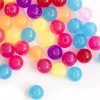100 perles en plastiques rondes - transclucides multicolores - 8 mm