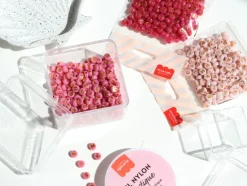 200 perles lettres dorées – Bois de Rose