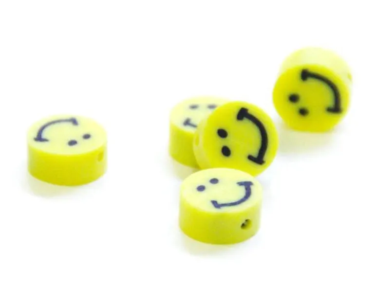 20 perles sourire en pâte polymère - 5 mm - jaune