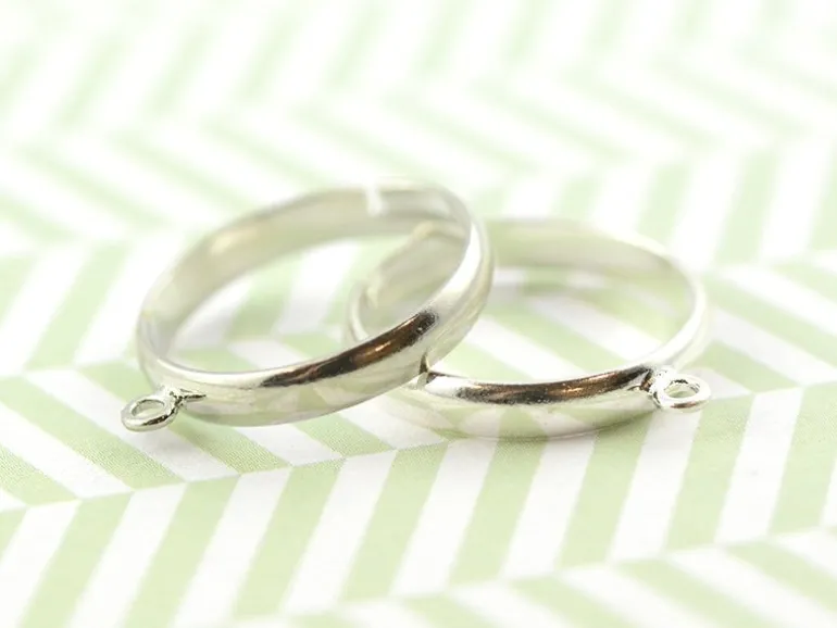 Bague avec anneau - couleur argenté clair