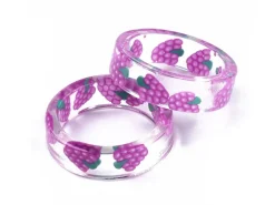 Bague en résine époxy transparente - Raisin