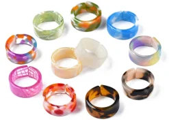 Bague en résine transparente effet écaillé - Couleur aléatoire