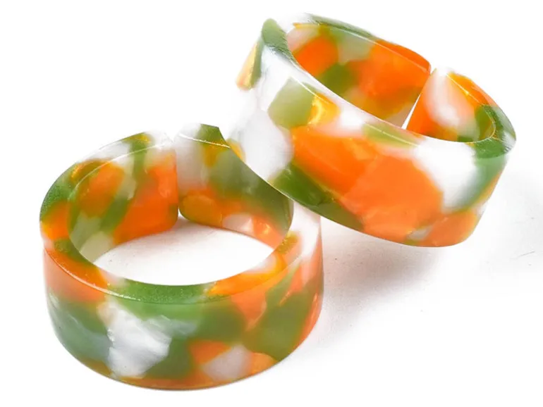 Bague en résine transparente effet écaillé - Couleur aléatoire