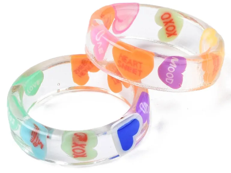 Bague en résine transparente - Coeur multicolore
