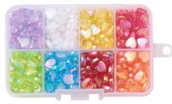 Boite d'assortiment de perles en plastique en forme de cœur - 8 couleurs
