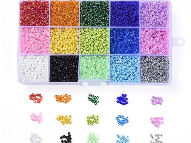 Boite de 15 couleurs de rocailles - 3mm