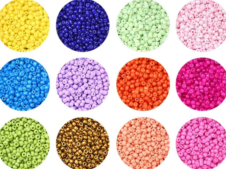 Boite de 12 couleurs pop de perles de rocailles rondes 12/0 - 2 mm - 15000 pcs