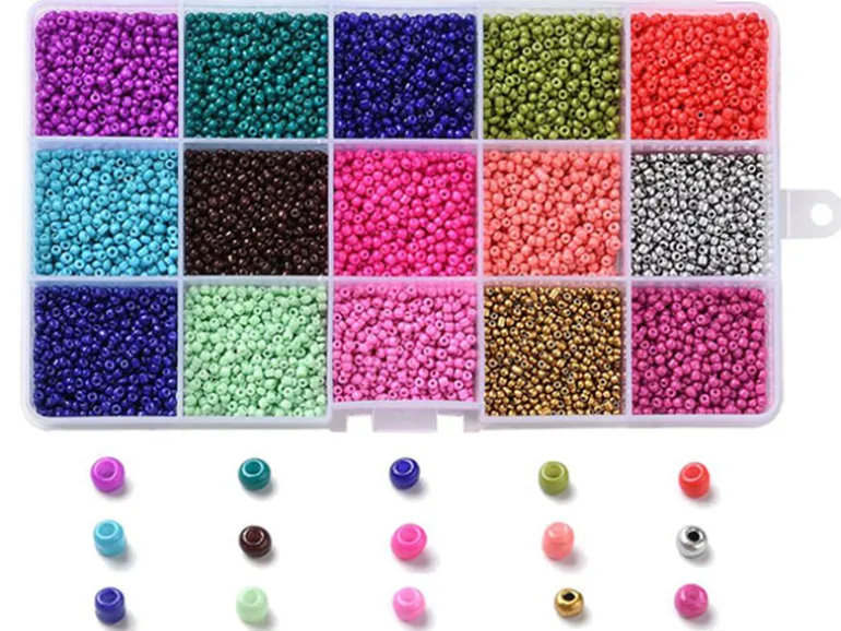 Boite de 15 couleurs variées de perles de rocailles rondes 12/0 - 2mm env.