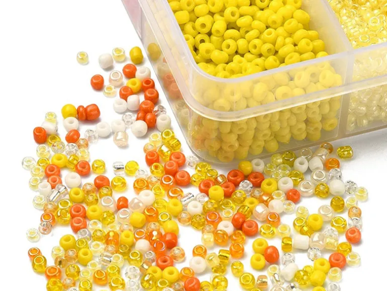 Boite de perles de rocailles - 10 Nuances jaunes orangées - 2,5mm - 8500 pcs