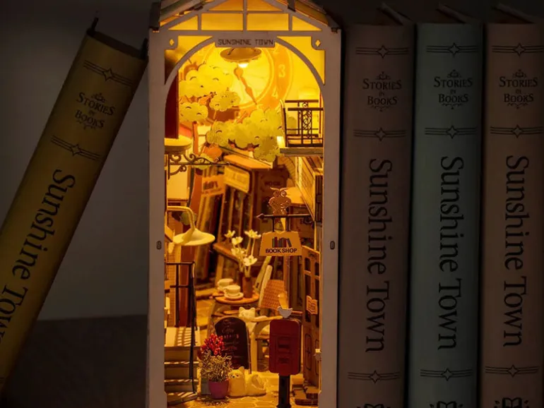Book Nook - Pièce miniature - Ville ensoleillée