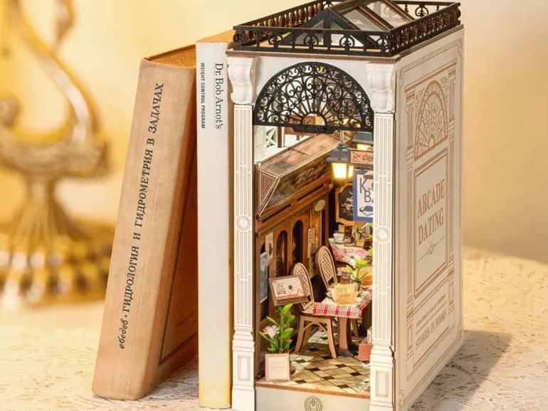 Book Nook - Pièce miniature Arcade Dating maquette - Rolife
