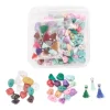Boîte de perles naturelles et synthétiques et pendentifs pompons