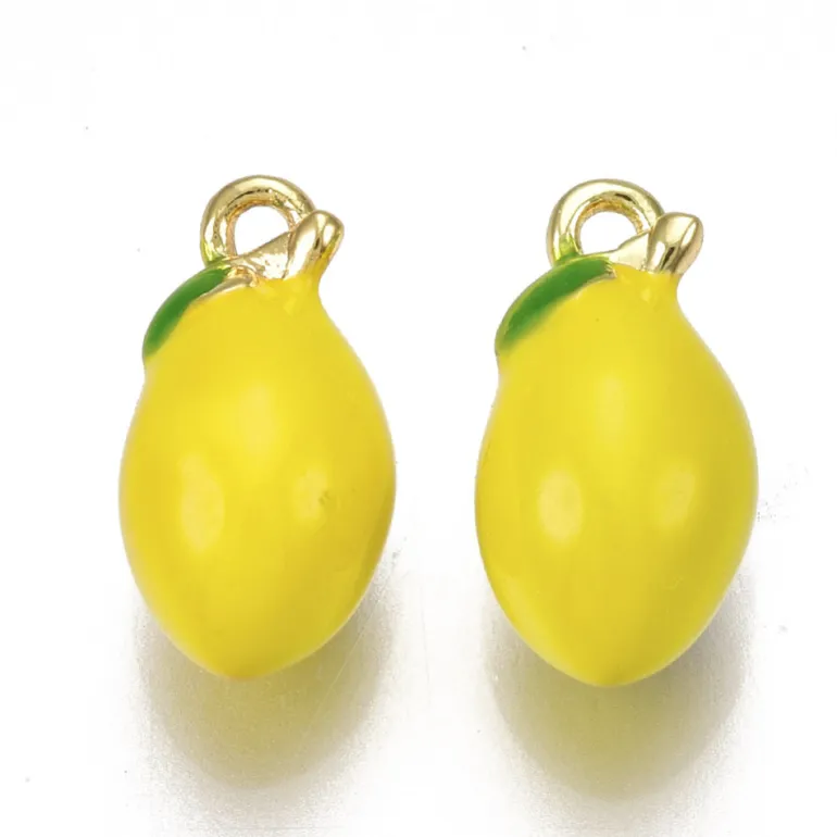 Breloque citron émaillée en laiton doré à l’or fin