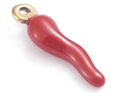 Breloque corne italienne en émail rouge foncé sur acier inoxydable 304 plaqué or