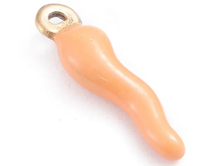 Breloque corne italienne en émail saumon clair sur acier inoxydable 304 plaqué or