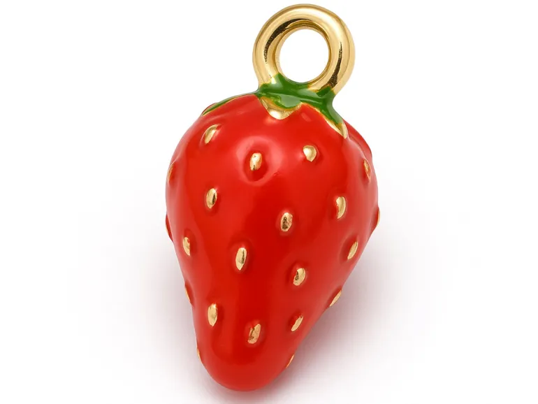 Breloque fraise émaillée en laiton doré à l’or fin