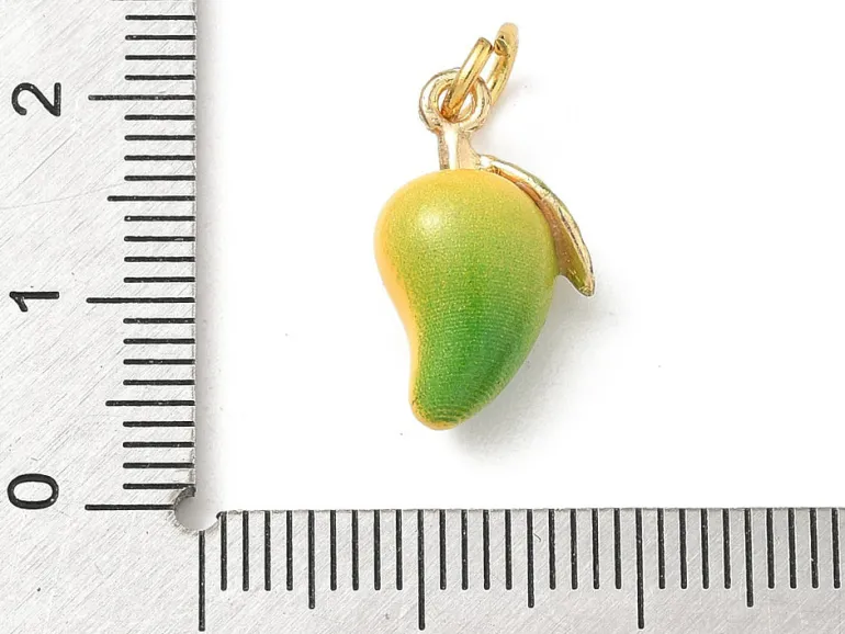 Breloque mangue émaillée - laiton doré