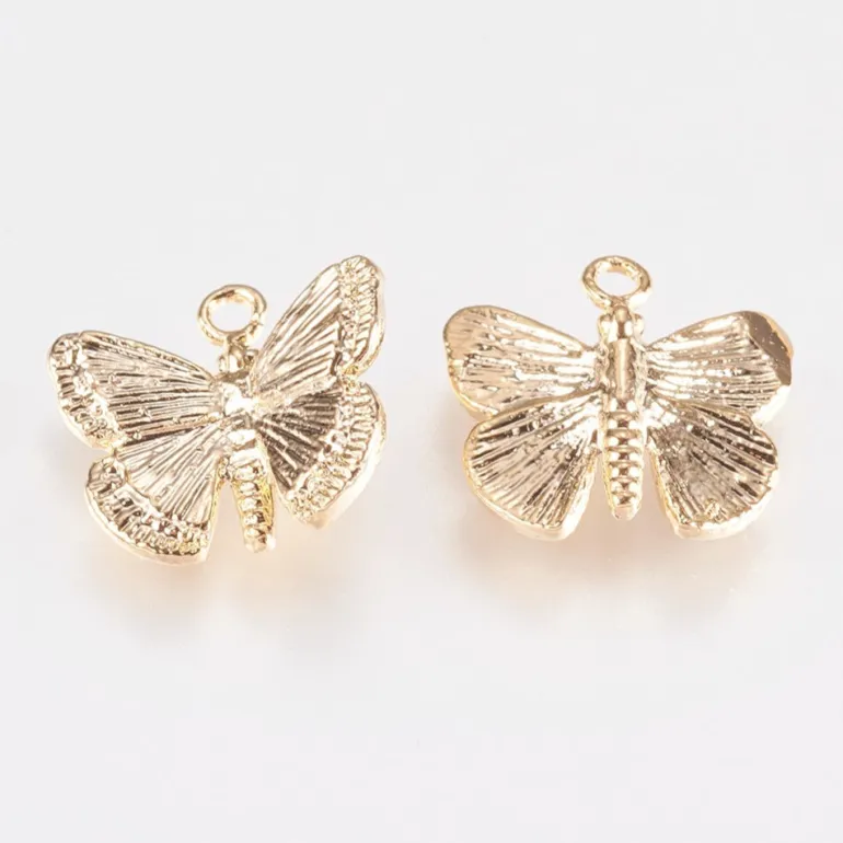 Breloque papillon doré à l’or fin