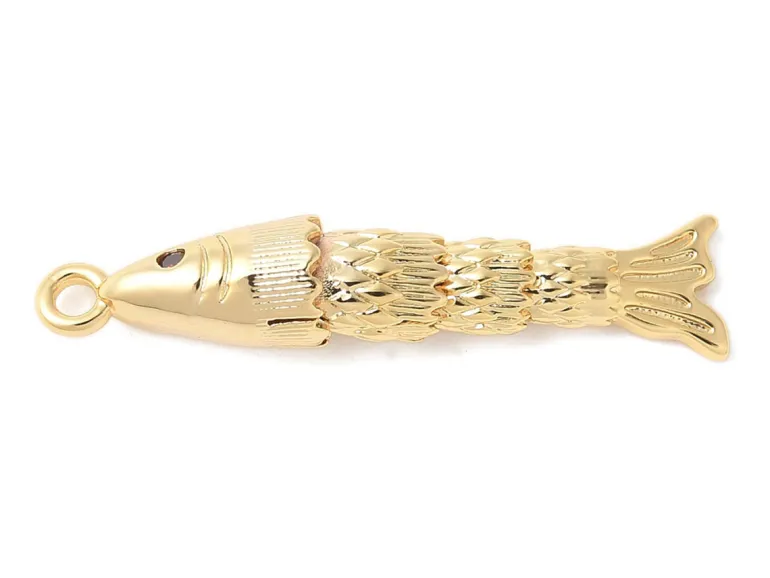 Breloque poisson orné de zircon en laiton doré à l’or fin