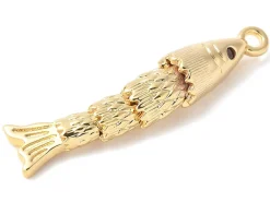 Breloque poisson orné de zircon en laiton doré à l’or fin