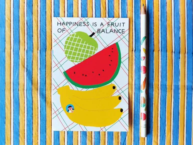 Carte postale Fruit of balance - Fruit Fries Design Lab