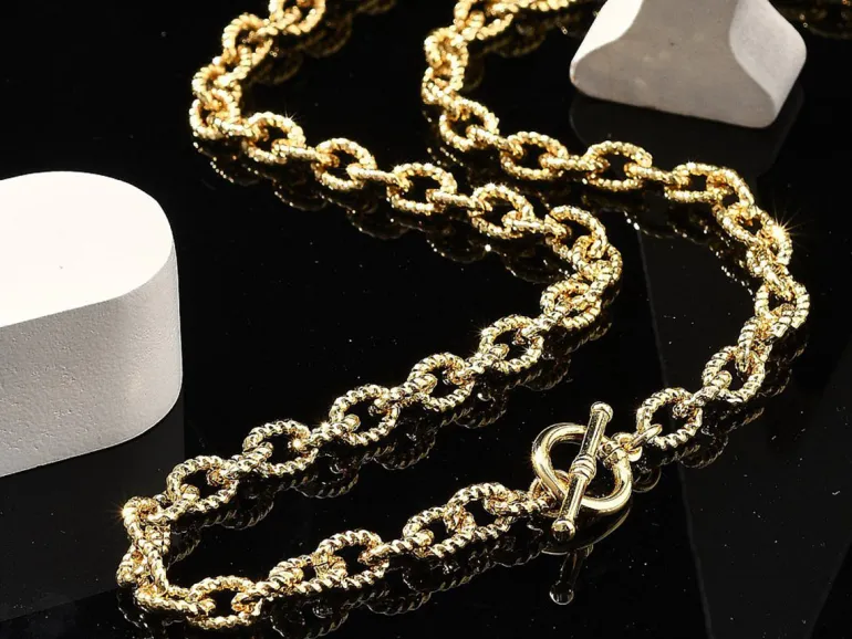 Collier chaîne câble en laiton doré à l’or fin