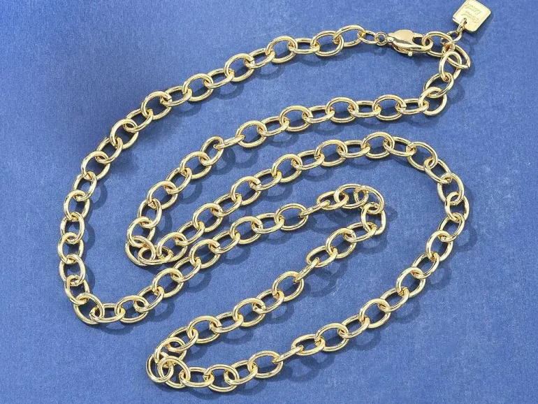 Collier chaîne câble médaille Good Luck 61,8 cm - laiton doré à l’or fin