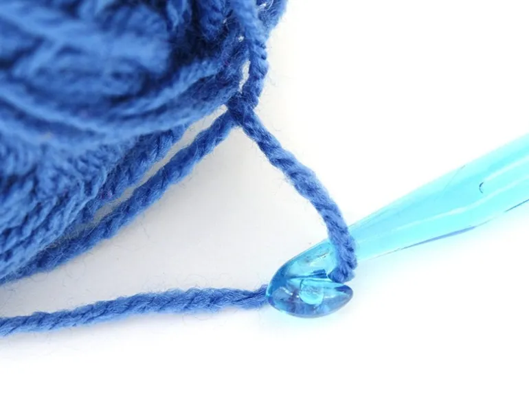 Crochet fluo 7 mm - Plastique