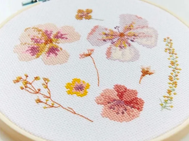 Kit de Broderie Point de Croix - Bouquet de Fleurs - Rico Design