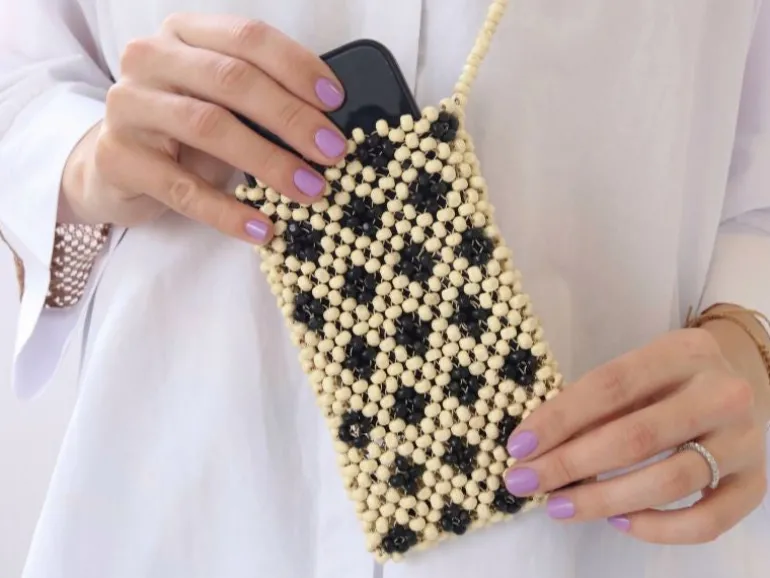Kit DIY Bijouterie - Ma pochette de téléphone en perles