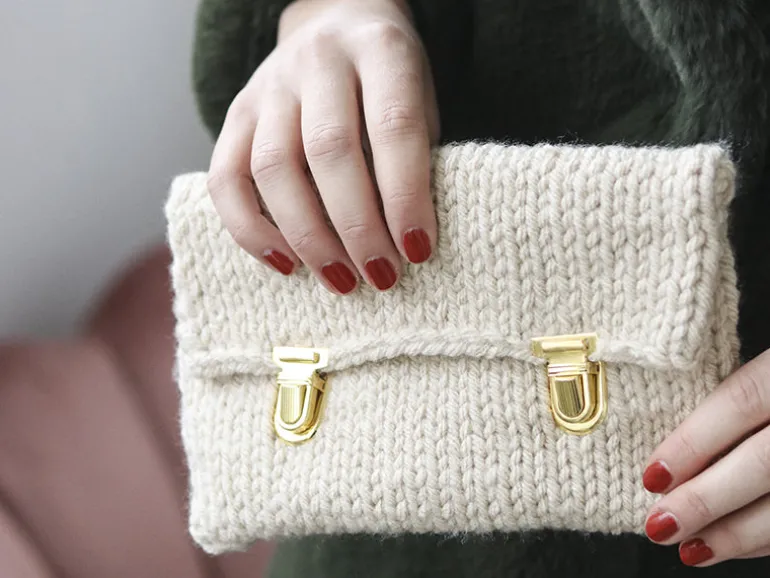 KIT DIY MERCERIE - Ma pochette tricotée