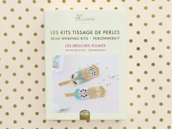 Kit Rose Moustache - tissage de perles miyuki - les broches plumes