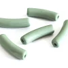 Lot de 5 perles tubes opaques en résine 6 mm - Vert sauge