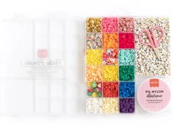Maxi boite - 16 couleurs de perles heishi POP et accessoires + perles lettres, ciseaux et fil élastique