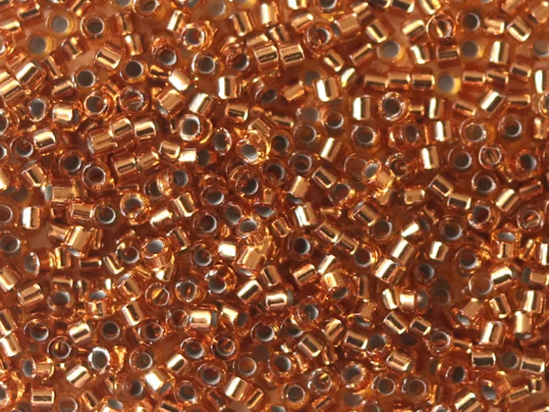 Miyuki Delicas 11/0 - Silverlined light bronze DB-181