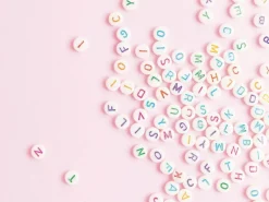 Mon coffret d’artiste – Mes bracelets à messages