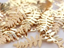 Pendentif feuille - doré à l'or fin