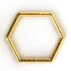 Pendentif hexagonal - doré