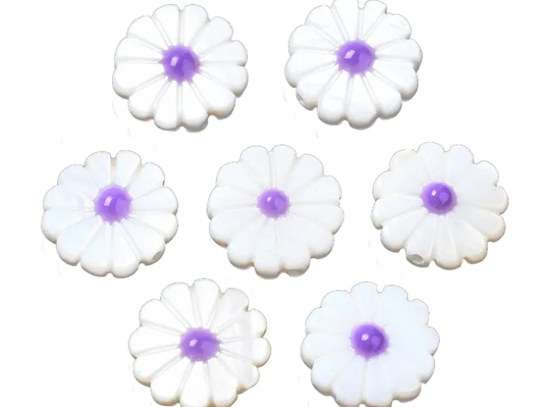 Perle pâquerette à cœur émaillé violet - 12 mm